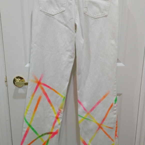 Custom one of a kind paint job light show Zara jeans ( The zipper is missing, ) - Picture 3 of 4